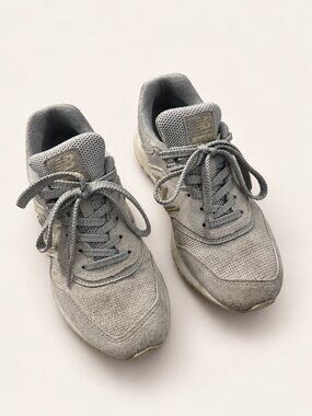 NEW BALANCE | Women's Grey Lace-Up Sneakers